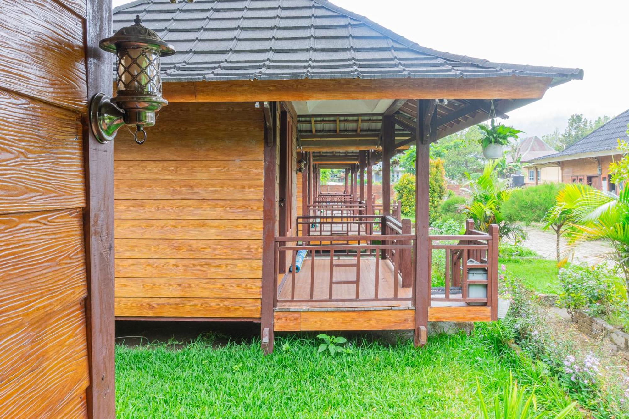 Puncak Rinjani Lodge Sembalunlawang Esterno foto